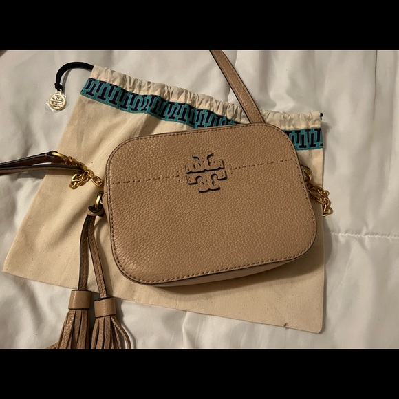 Tory Burch Handbags - Tory Burch McGraw Camera Bag. Nude blush color